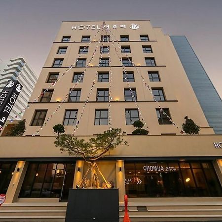 Yeoubi Hotel 昌原市 外观 照片