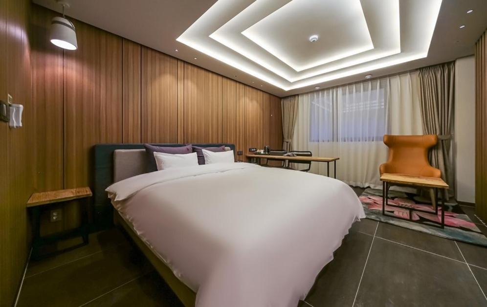 Yeoubi Hotel 昌原市 外观 照片