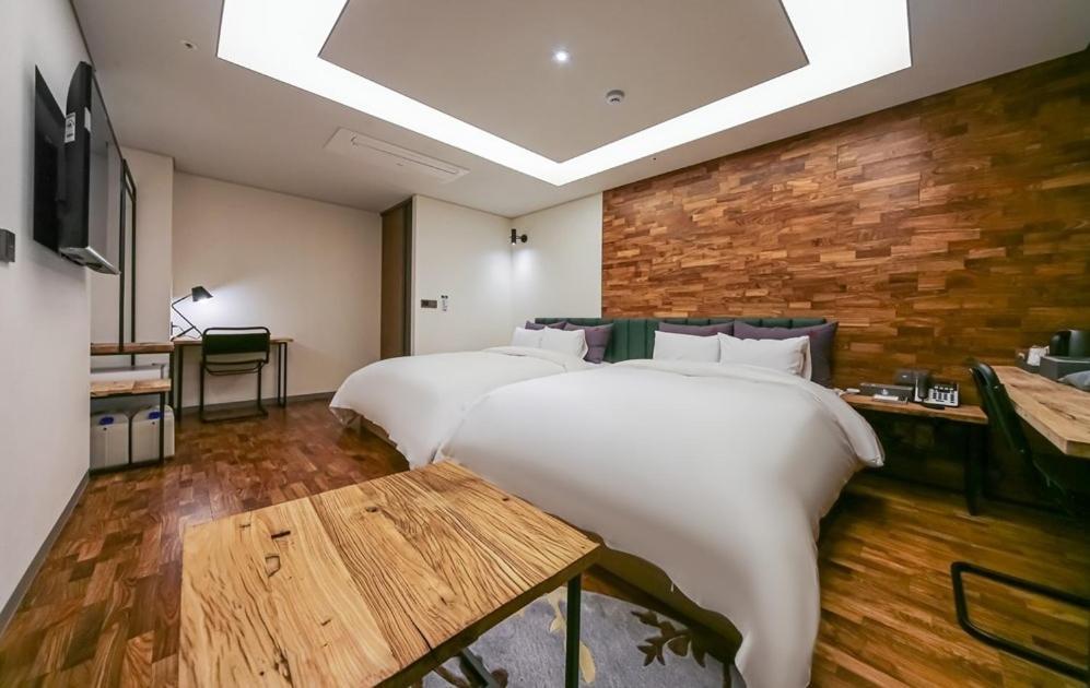 Yeoubi Hotel 昌原市 外观 照片